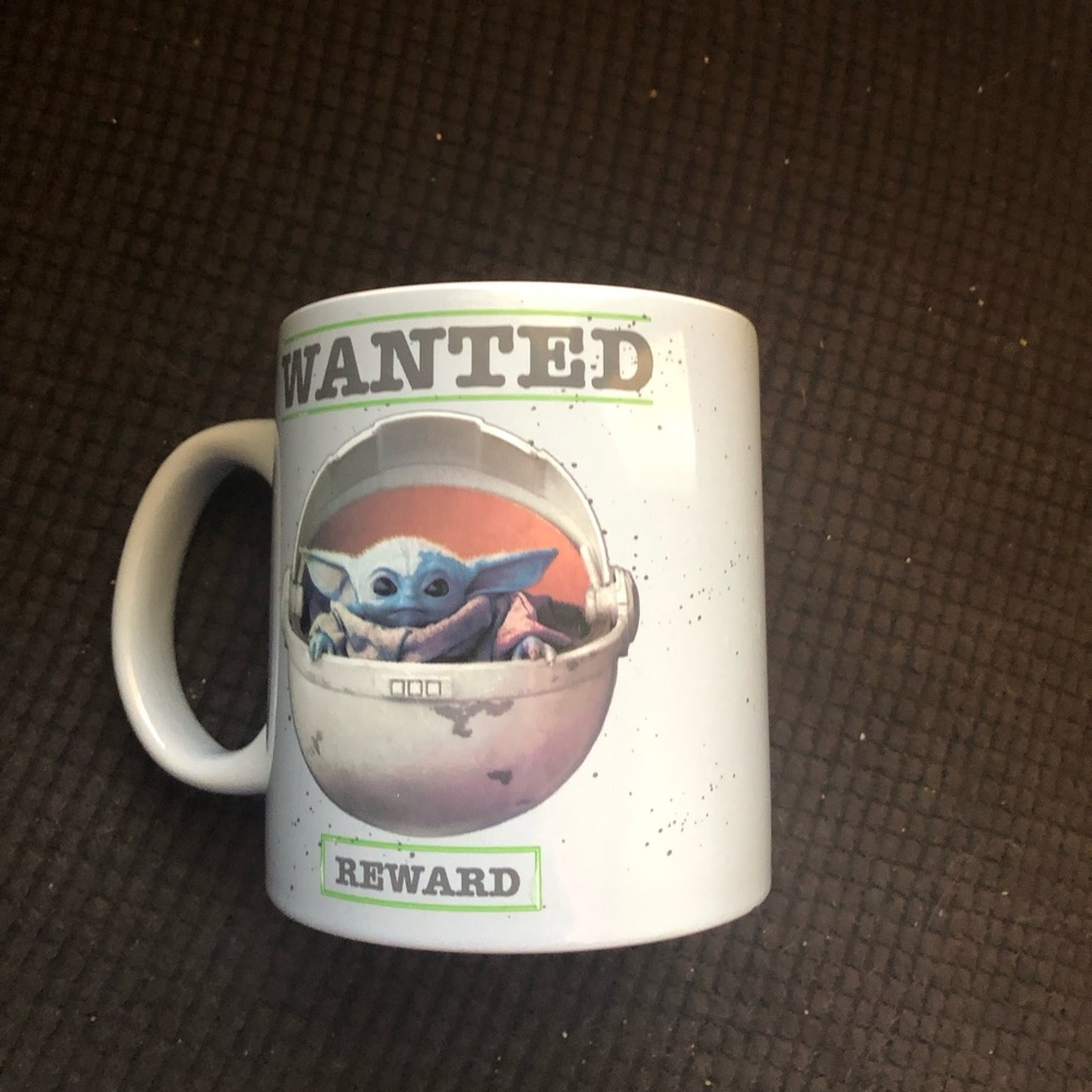 4-sale Star Wars Baby Yoda Mug- 658 *mug deal $25 or $20 w/offer